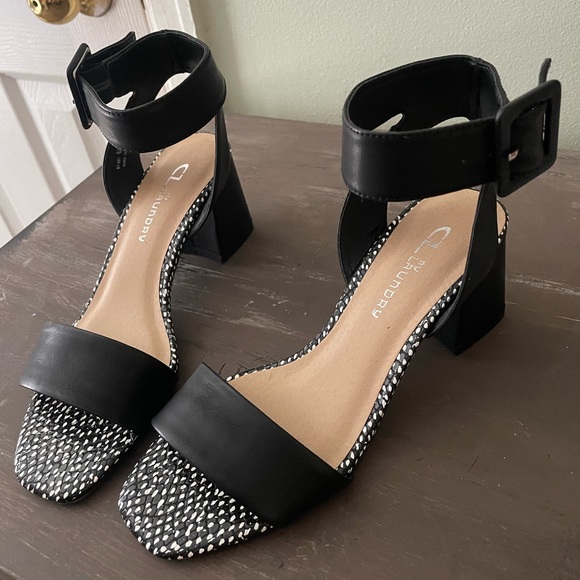 Heels - Picture 1 of 3